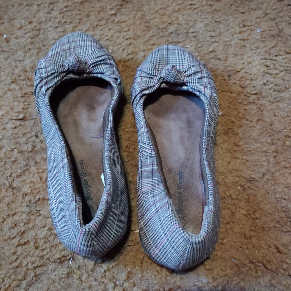 Shoes - Picture 2 of 2